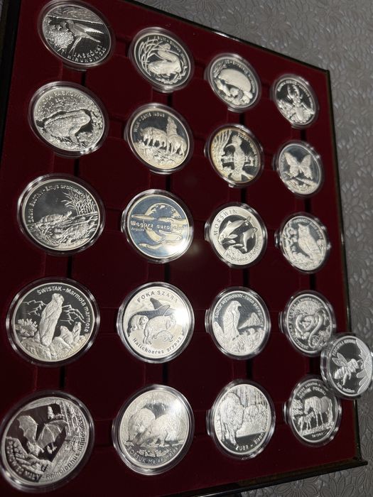 Zwierzęta swiata komplet 21 monet