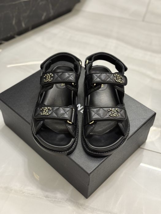 Sandały Chanel Black Caviar Leather