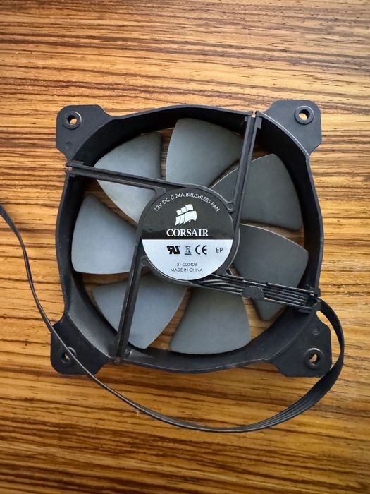 Cooler liquido Corsair H80i v1