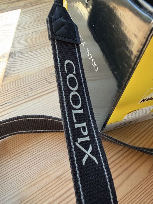 Nikon Coolprix  B700