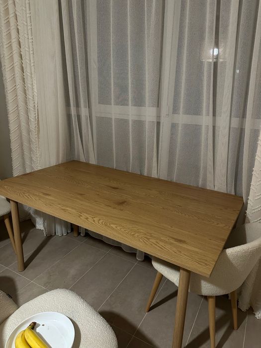 Продам обідній стіл 90x160см в ідеальному стані