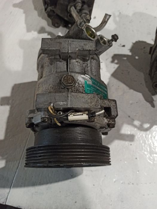 Компресор кондиціонера Renault 1.5 1.6 1.9 2.2 DCI Рено дачія Dacia