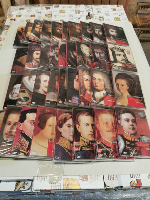 Reis de Portugal - 36 DVD selados - colecção completa