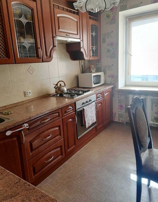 У продажу добротна 2к квартира! Мінімальне оформлення!