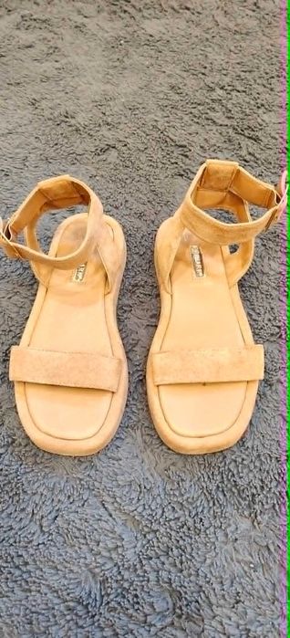 nowe sandały marki Primark