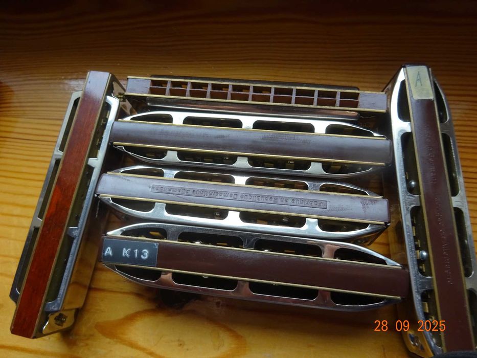 Zestaw 6 harmonijek ustnych  Vermona i Bandmaster - vintage lata 80