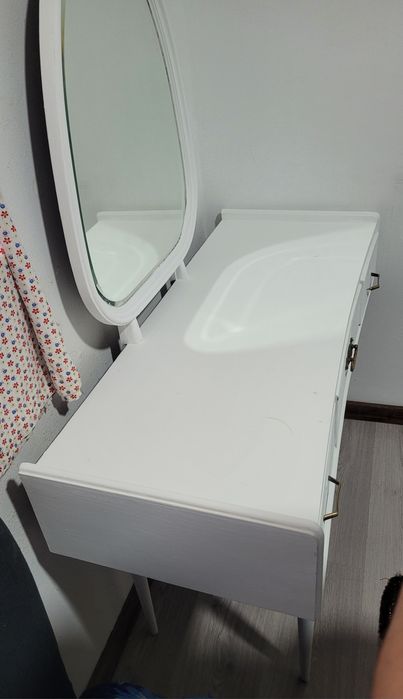 Penteadeira vintage pintada