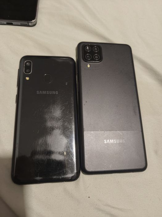 Samsung a12 mais a20e