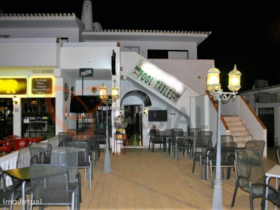 Bar em Albufeira para venda totalmente mobilado e equipado