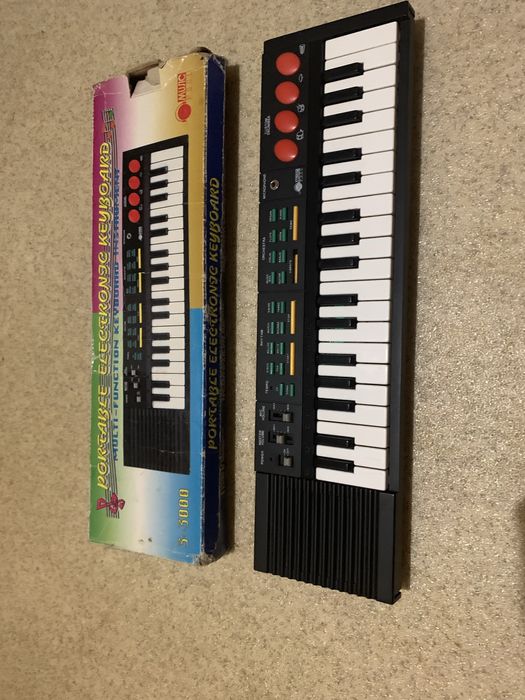 Детская музыкальная игрушка ”Пианино„