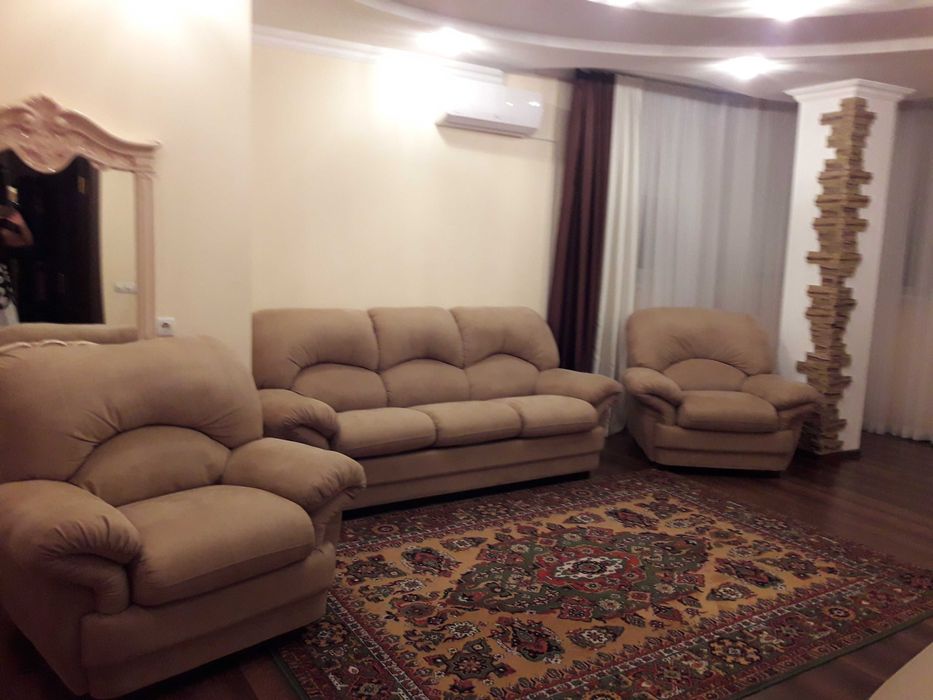 ВЛАСНИК! Здам довгостроково на Леваді 3 кім. квартиру з євроремонтом