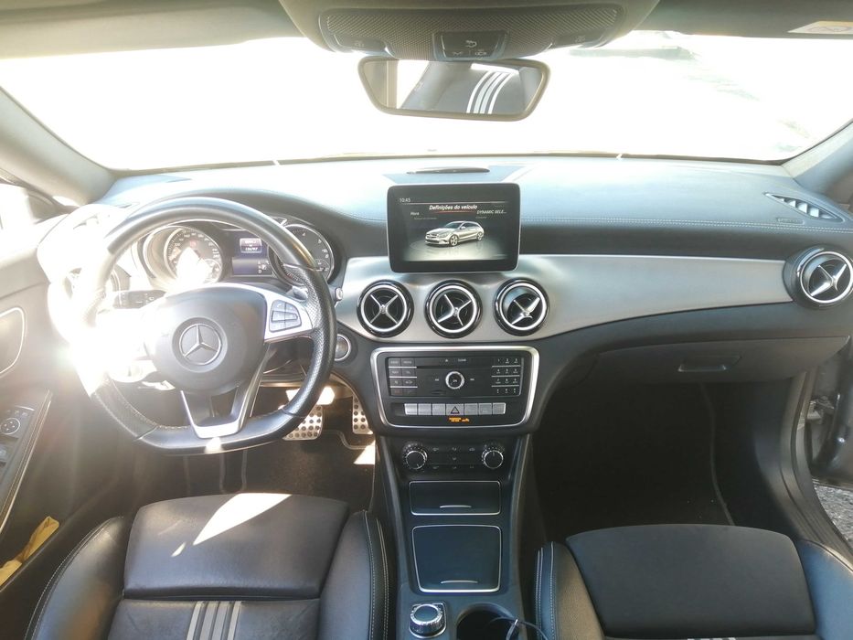 Mercedes CLA 180 Chooting Break AMG line