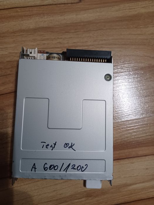 Stacja Dyskietek Amiga 600/1200