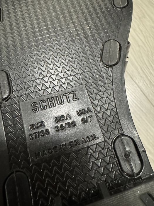 Продам брендовані гумові слайди SCHUTZ