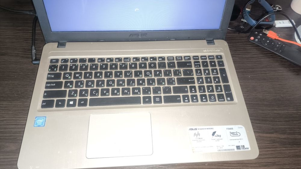 Ноутбук Asus f 5 4 0 s
