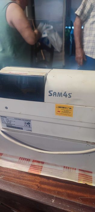 Registadora com gaveta para pecas
