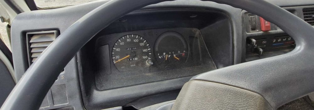 Toyota Dyna 150 Ligeiro mercadorias - bom estado