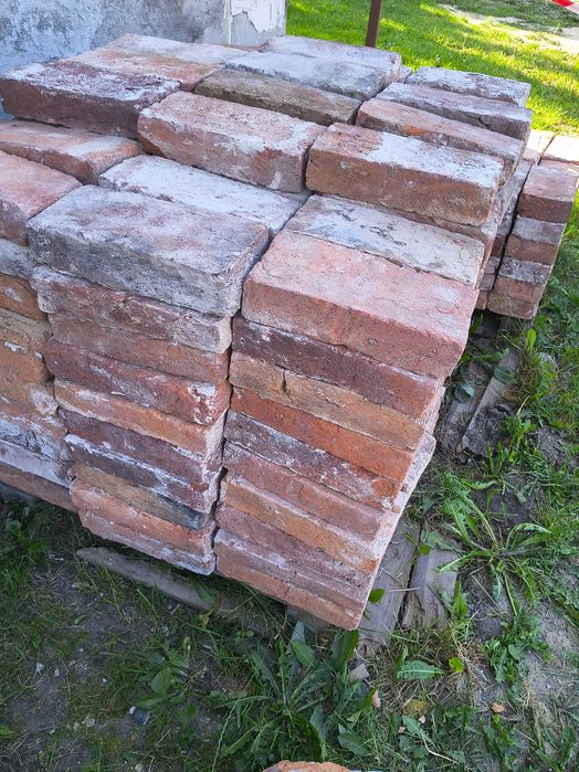 Cegła z rozbiórki