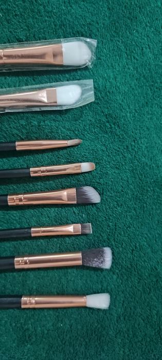 Pędzle do makijażu oka bronzera różu