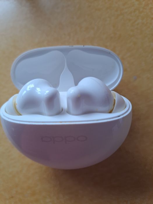 Бездротові навушники OPPO Enco Buds