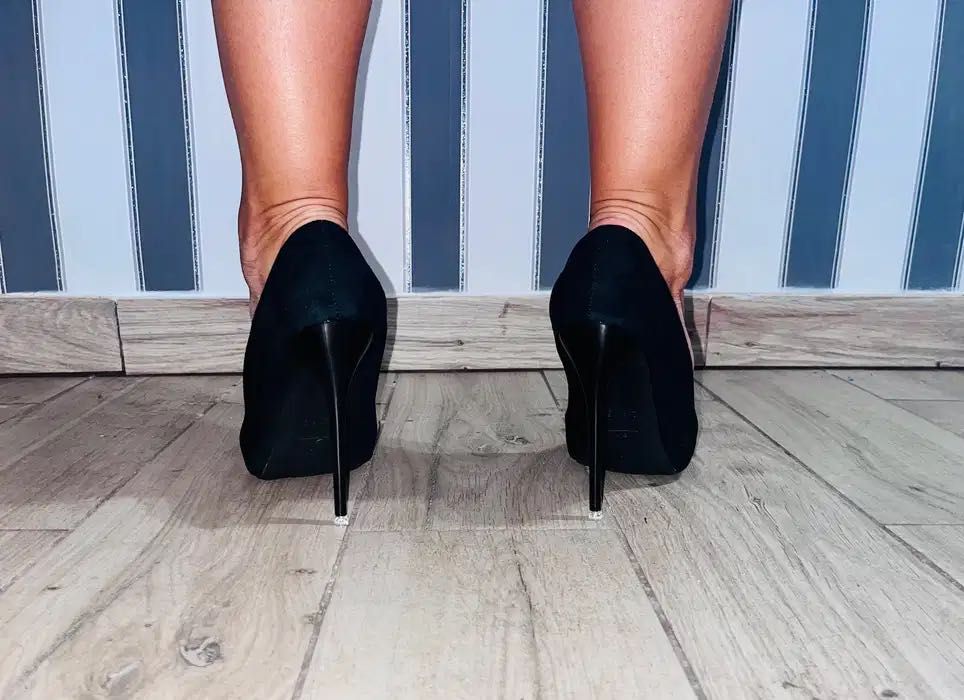 203/ OD RĘKI 38 Klasyczne zamszowe szpilki czółenka Trans Crossdress