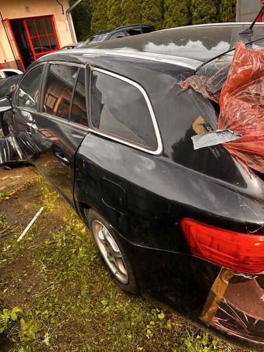 Toyota avensis t27