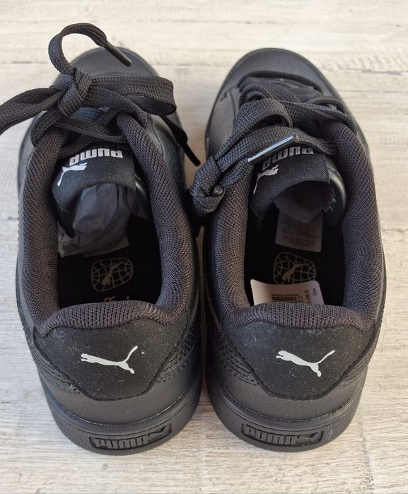 Кросівки Puma (Пума) р.37  чорні