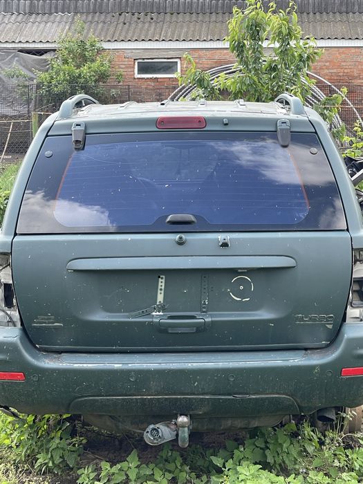 Заднє скло в ляду джип гранд чирокі wj, скло jeep grand cherokee wj