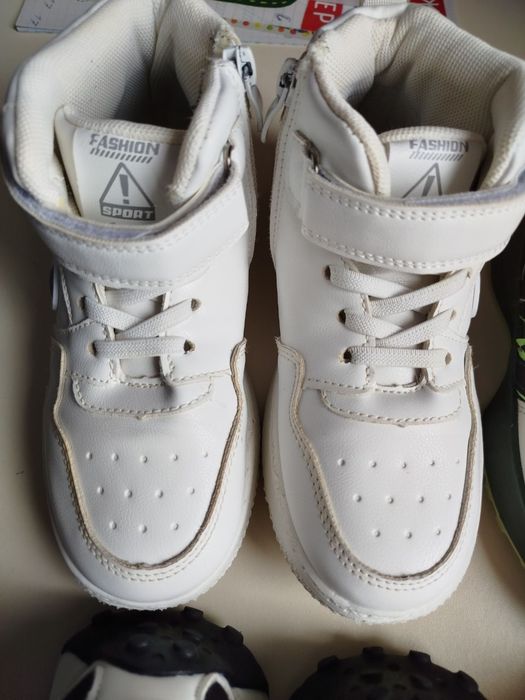 Кросівки, хайтопи. хайтопи б/у