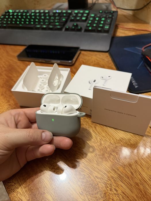 Наушники Apple AirPods Pro 3