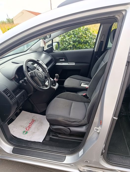 Mazda 5 — fotografia 8