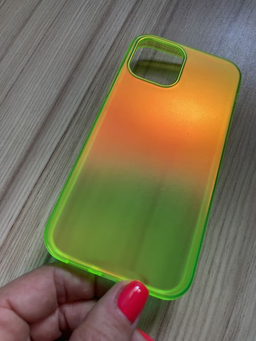 Etui / pokrowiec iphone 12/12 PRO/ nowy