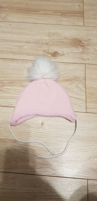 Czapka zimowa z pomponem