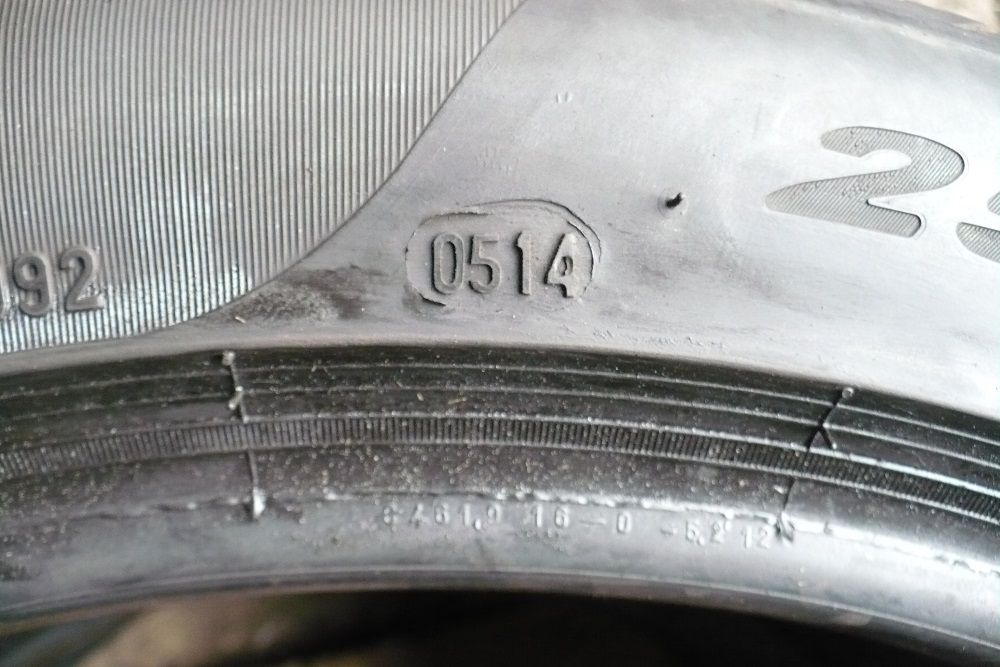 Opony Pirelli PZero 255/40R18 95Y Lato 6mm 2szt.