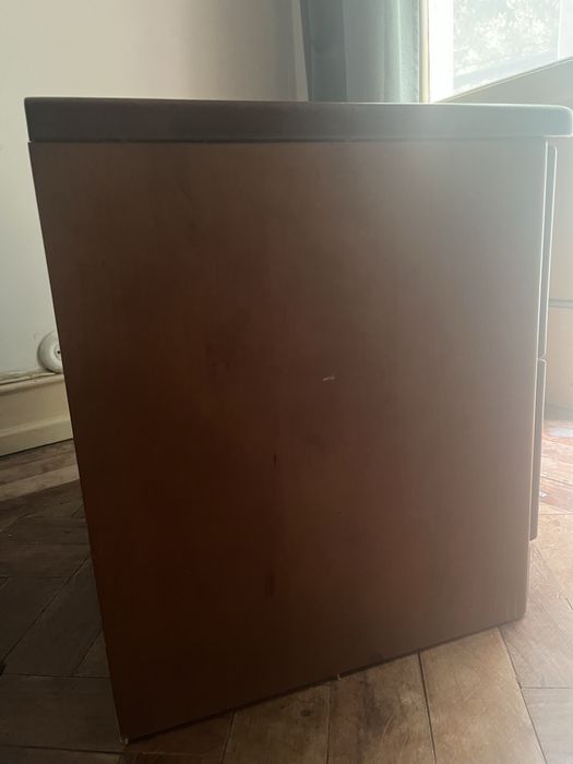 Mesa de Cabeceira em Madeira (53cm Largura) – 2 Gavetas