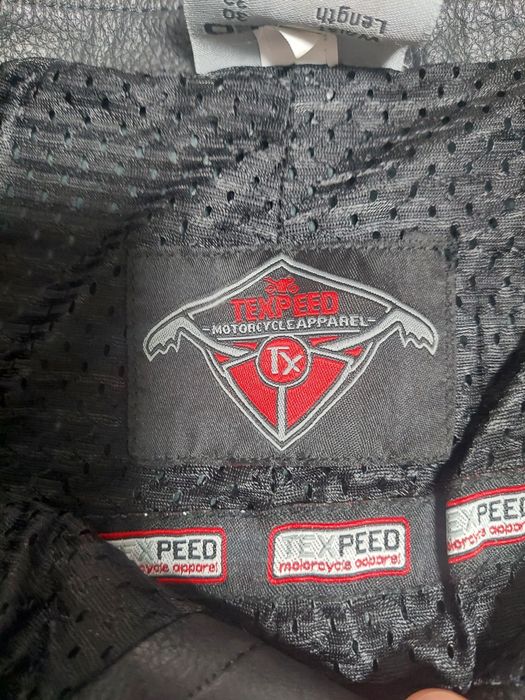 Продам байкерські шкіряні штани