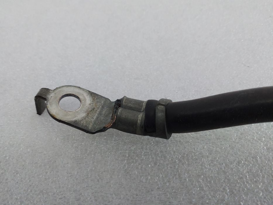 Terminal / cabo negativo da bateria FORD Focus III