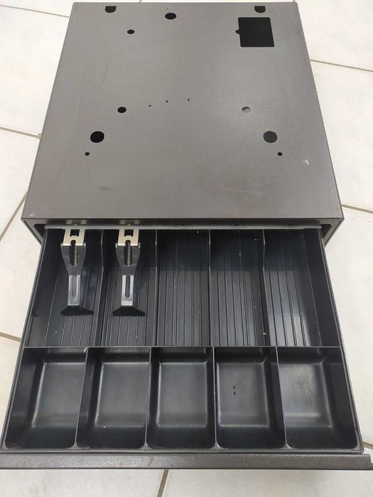 Продам касовий сейф