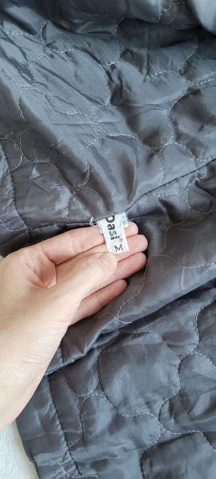 Krótki płaszczyk ciążowy M