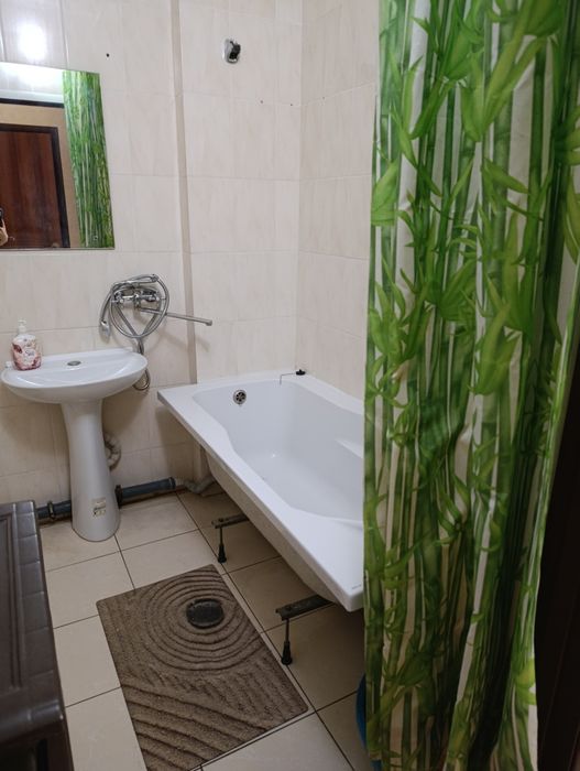 Сдам посуточно 2х комнатную ЖК 7 Небо/ Авангард/7 км