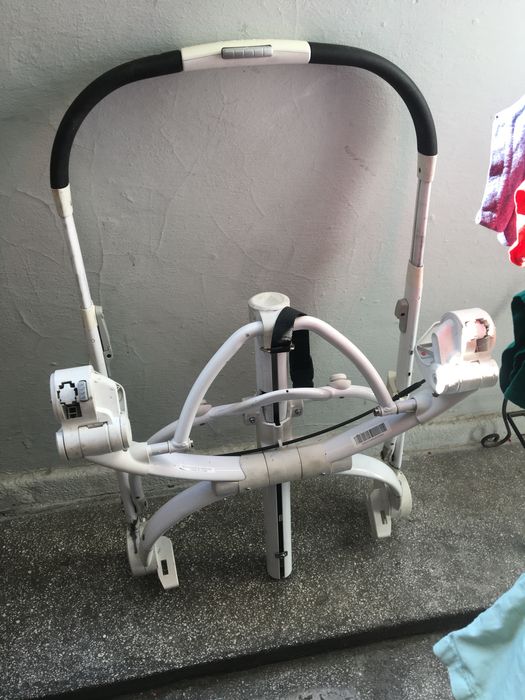 Quinny Mood (rama biala)