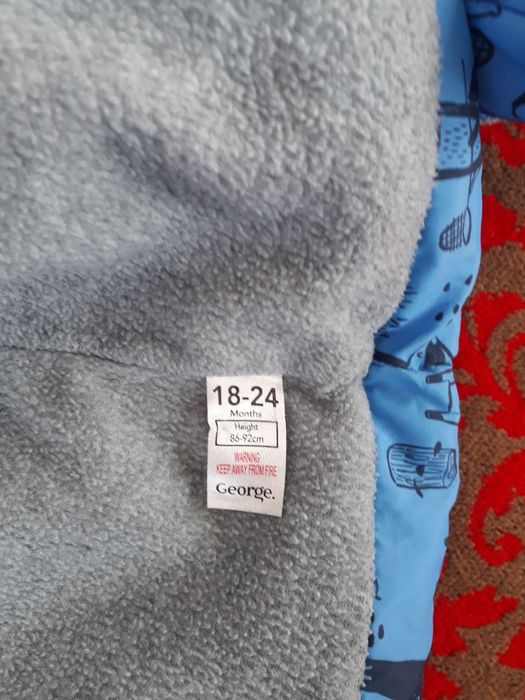 Зимова дитяча куртка