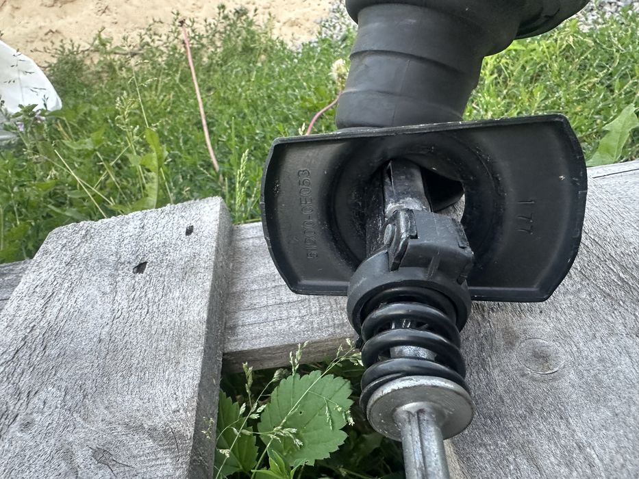 Кріплення запасного колеса lexus rx 2015-2022рік,6406000