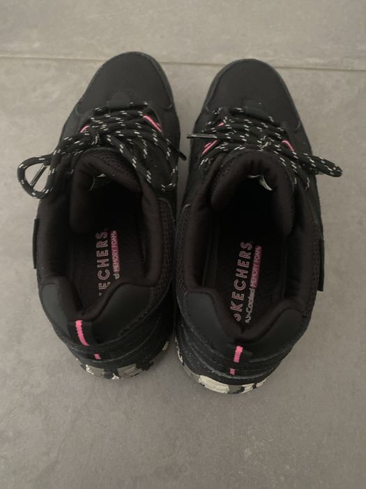 Ténis   skechers preto   , em bom estado