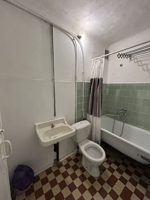 Продаю 3 кімнатну квартиру в центрі міста