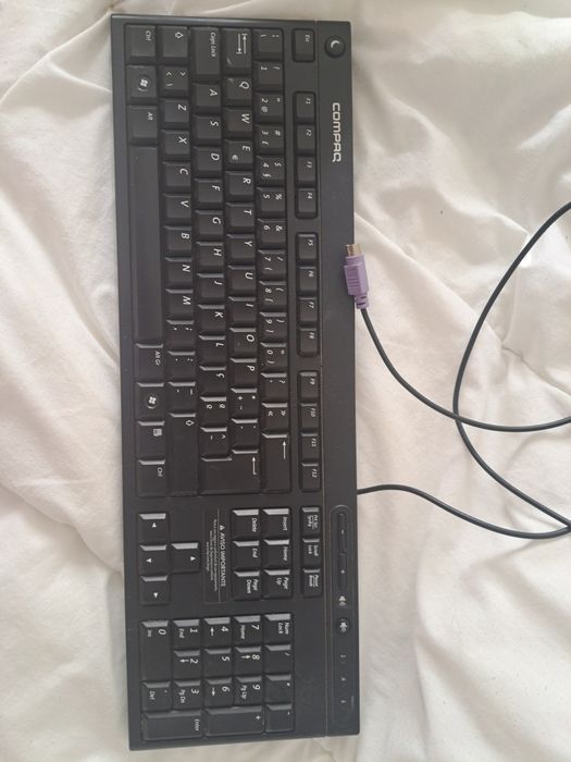 2 Teclados Compaq e Trust Novos