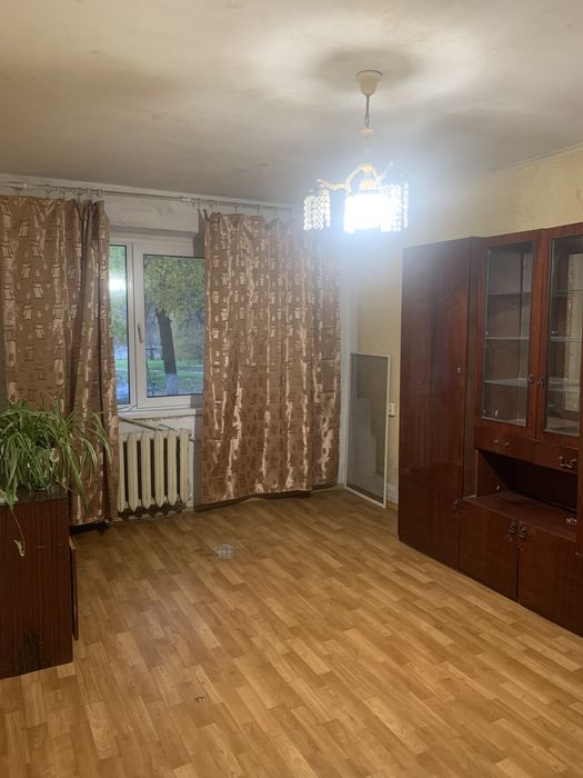 Продаж двокімнатна квартира на мкрн Ювілейна