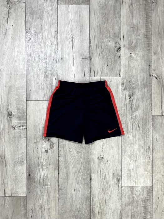 Nike dri-fit шорты 147-158 см 12-13 лет подростковые спортивные