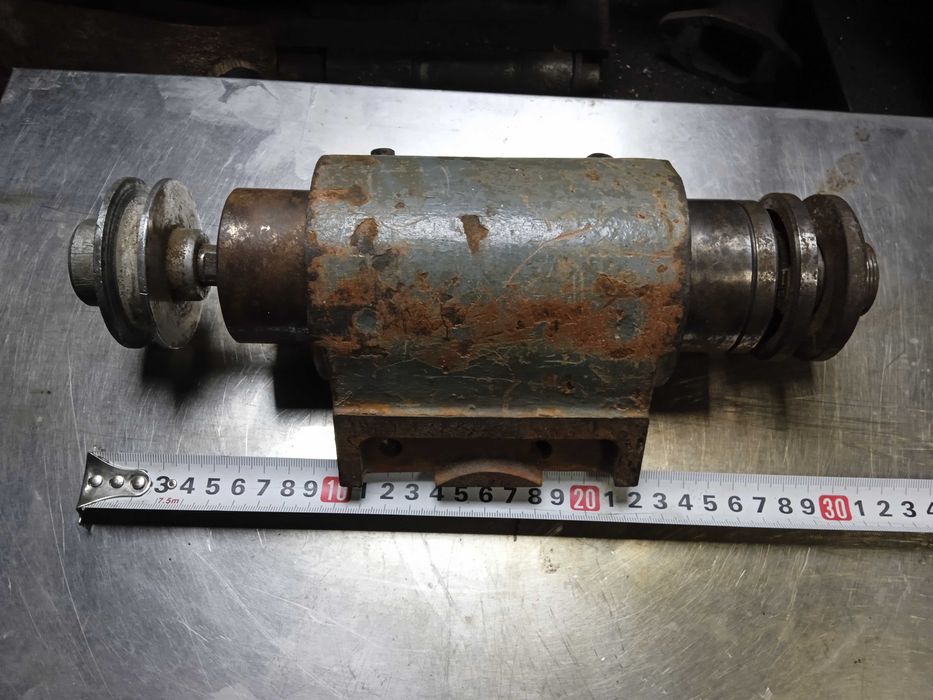 запчастини токарного станка корпус подшипника шкив протяжка сварочная