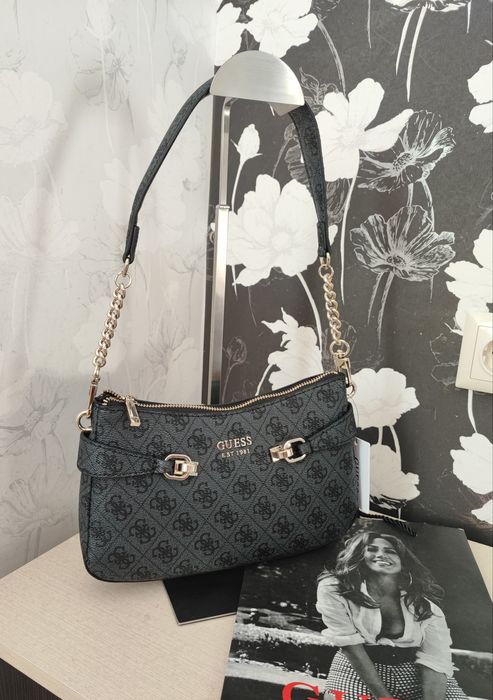 Сумка кроссбоді гесс Guess великий вибір в наявності